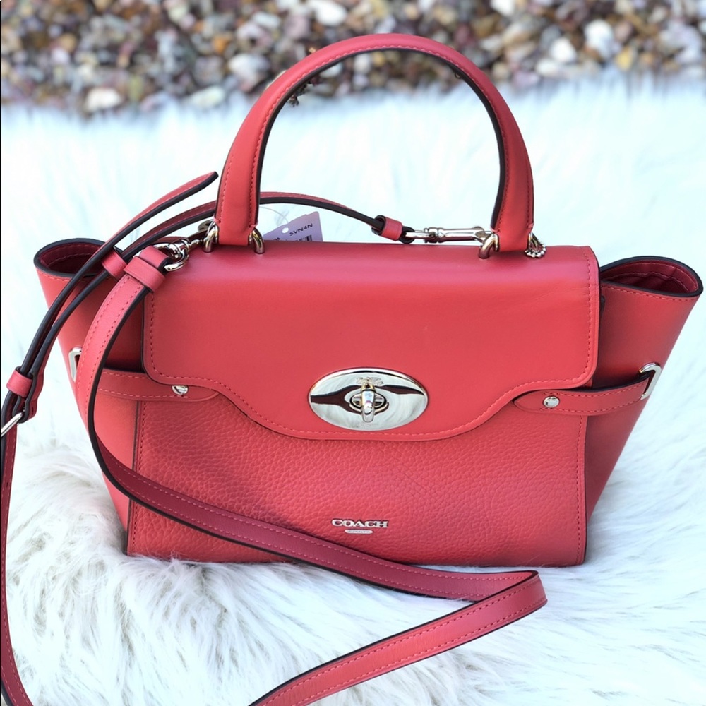 (SOLD) f32106 / Coach blake flap carryall